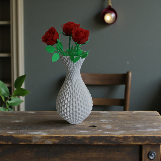 Vase med takket mønster